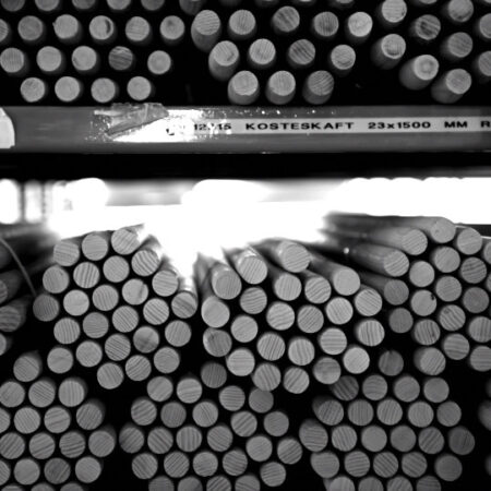 Kosteskaft til feje- og gadekoste